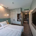 Azur Premium 5* Siofok