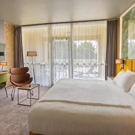 Azur Premium Hotel Siofok