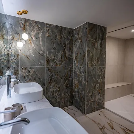 Ξενοδοχείο Azur Premium 5*