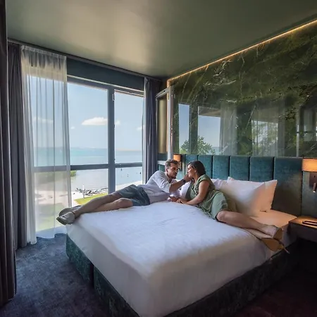 Azur Premium Siófok