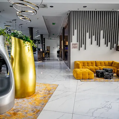 Azur Premium 5* Siófok