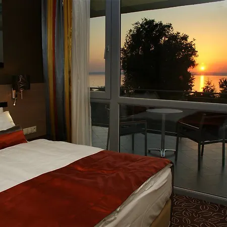 Ξενοδοχείο Azur Premium 5*