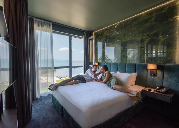 Azur Premium Siofok