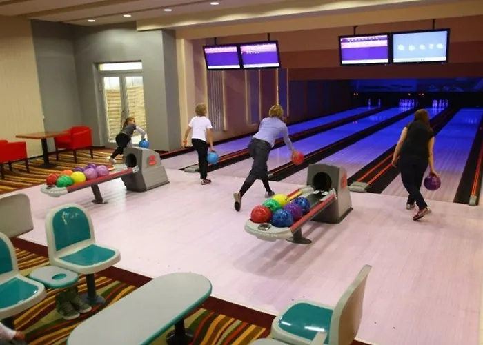 מלון Azur Premium